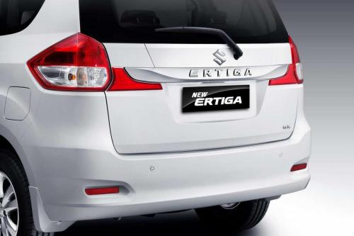 2015-Suzuki-Ertiga-Maruti-Ertiga-facelift-10