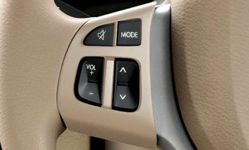 Stylish-steering-with-integrated-audio-control